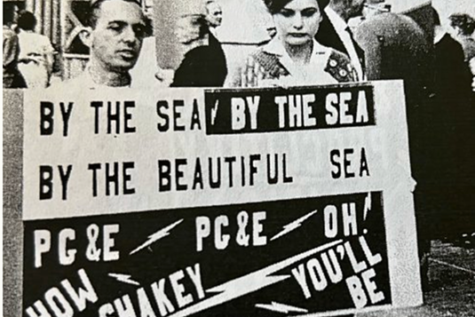 Protesters rallying against PG&E.